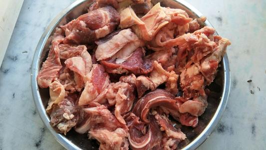 2020年12月13日牛碎肉价格行情、今日牛碎肉、牛肉末多少钱一斤?