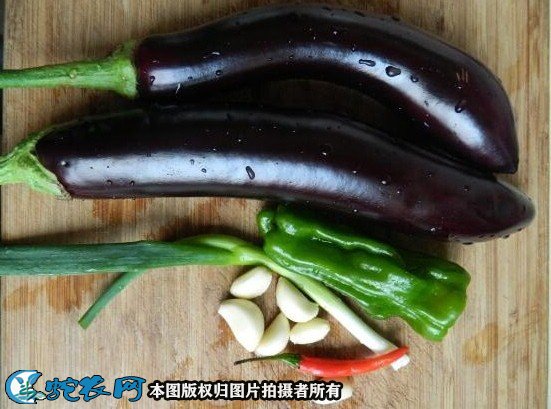 家常菜红烧茄子做法步骤图1